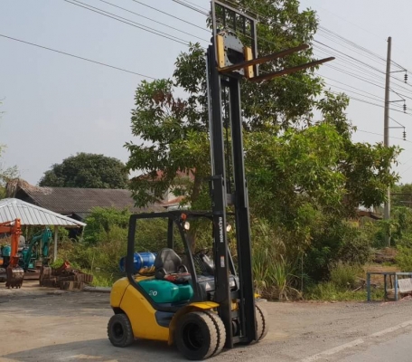 ขายด่วน185,000บาทรถยกKOMATSU FG20-16 ยกได้2.5ตันยกสูง4เมตรยางตัน6เส้นเกียออโต้รถนอกเพิ่งนำเข้ามายังไม่เคยใช้งานในเมืองไทยเลย