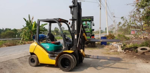 ขายด่วน185,000บาทรถยกKOMATSU FG20-16 ยกได้2.5ตันยกสูง4เมตรยางตัน6เส้นเกียออโต้รถนอกเพิ่งนำเข้ามายังไม่เคยใช้งานในเมืองไทยเลย