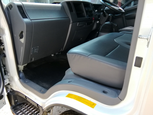 6 ล้อกลาง *EURO.3* ISUZU NPR 150 แรงม้า *คอมมอนเรว* ยาว 5.00 ม.* รถสวยเดิมทั้งคัน* รถห้างแท้ * มีเล่