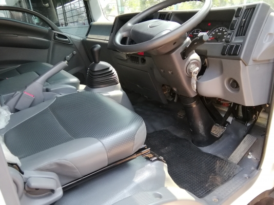 6 ล้อกลาง *EURO.3* ISUZU NPR 150 แรงม้า *คอมมอนเรว* ยาว 5.00 ม.* รถสวยเดิมทั้งคัน* รถห้างแท้ * มีเล่