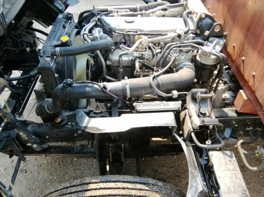 6 ล้อกลาง *EURO.3* ISUZU NPR 150 แรงม้า *คอมมอนเรว* ยาว 5.00 ม.* รถสวยเดิมทั้งคัน* รถห้างแท้ * มีเล่