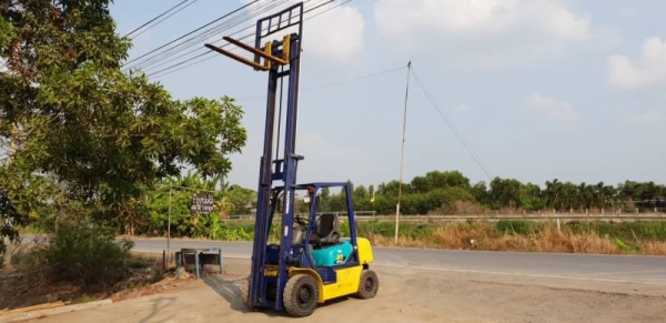 ขายด่วนรถยกKOMATSU FG20-14 ยกได้2.5ตันยกสูง4เมตรยางตัน4เส้นเกียออโต้รถนอกเพิ่งนำเข้ามายังไม่เคยใช้งานในเมืองไทยเลย