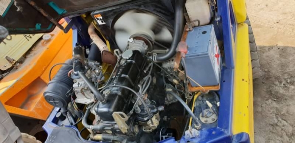 ขายด่วนรถยกKOMATSU FG20-14 ยกได้2.5ตันยกสูง4เมตรยางตัน4เส้นเกียออโต้รถนอกเพิ่งนำเข้ามายังไม่เคยใช้งานในเมืองไทยเลย