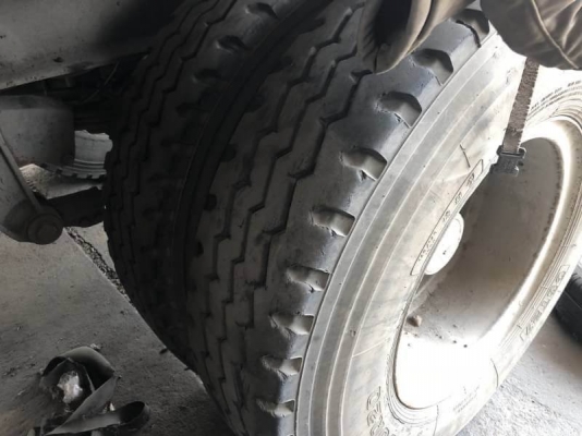 ขาย 285,000 หางถังนำ้มัน PANUS ปี39 37,000 ลิตร โลตล่าง 5 ช่อง หาง 2 คาน ยาว 10.3 เมตร ยางดี คัสซีสวย ถังสวย สภาพพร้อมใช้  เอกสารเล่มทะเบียน  รถอยู่ นครปฐม  โทร 0610710295