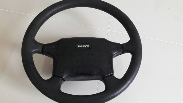 ขายพวงมาลัยรถวอลโว่ 850