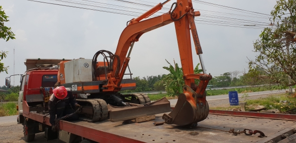 ขายด่วนรถแบคโฮKUBOTAคูโบต้าKH60เทียบเท่าPC30เครื่องคูโบต้า3สูบปั่มแรงรถนอกเพิ่งนำเข้ามาใหม่ยังไม่เคยใช้งานในเมืองไทยเลย