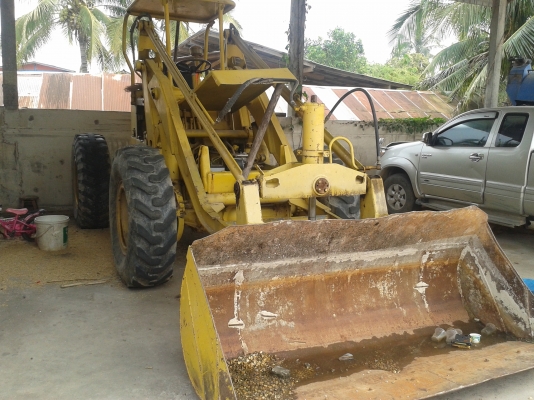 ขาย รถ ตัก ล้อ ยาง KOMATSU   สวย สวย เดิม ๆ  พร้อม ใช้งาน