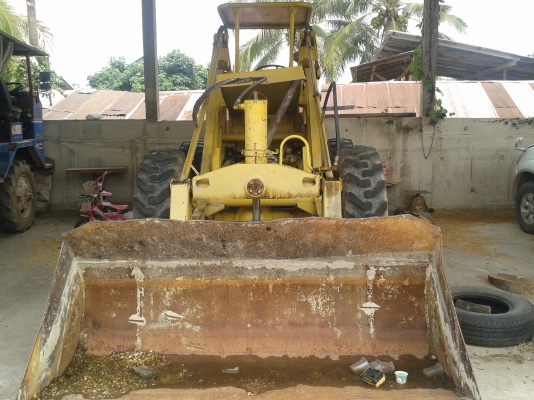 ขาย รถ ตัก ล้อ ยาง KOMATSU   สวย สวย เดิม ๆ  พร้อม ใช้งาน