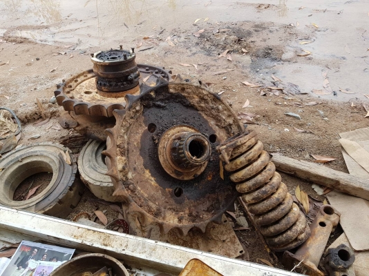 ขายอะไหล่ รถแทรกเตอร์ CAT-D-4  D-5 D-6 สภาพสวย  ขายไม่แพงครับ