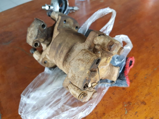 ขายอะไหล่ รถแทรกเตอร์ CAT-D-4  D-5 D-6 สภาพสวย  ขายไม่แพงครับ