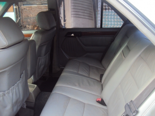 ขายรถBenzW124 E220 ขายรถBenzW124 E220