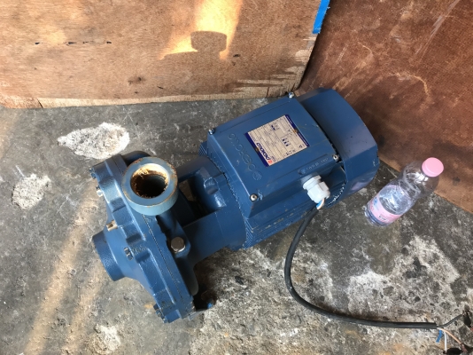 ขายปั้มน้ำหอยโข่ง Pedrollo 5.5HP. 380V made in Italy ใบพัดทองเหลือง ขนาดเข้า 2นิ้ว ออก 1.5นิ้ว สภาพสวยมาก หมุนนิ่ม พร้อมใช้งาน