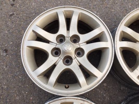 ขายล้อแม็ก Toyota Tiger D4D ขอบ 15 4 ล้อ ราคา 4,100 บาท ราคาถูกๆลายยอดฮิต