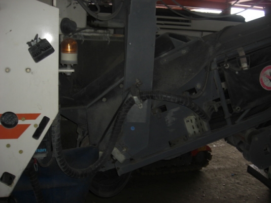 ขายรถกัดผิวถนน WIRTGEN W2000 'ปี 2007 สภาพพ้อมใช้ สนใจติดต่อ อำพล 090-9694506, 080-3031241 ขายรถกัดผิวถนน WIRTGEN W2000 'ปี 2007 สภาพพ้อมใช้ สนใจติดต่อ อำพล 090-9694506, 080-3031241