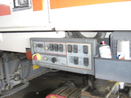 ขายรถกัดผิวถนน WIRTGEN W200HI 'ปี 2014 สภาพพ้อมใช้ สนใจติดต่อ อำพล 090-9694506, 080-3031241