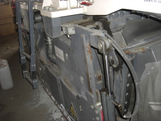 ขายรถกัดผิวถนน WIRTGEN W200HI 'ปี 2014 สภาพพ้อมใช้ สนใจติดต่อ อำพล 090-9694506, 080-3031241