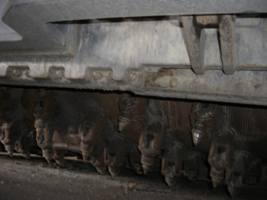 ขายรถกัดผิวถนน WIRTGEN W200HI 'ปี 2014 สภาพพ้อมใช้ สนใจติดต่อ อำพล 090-9694506, 080-3031241