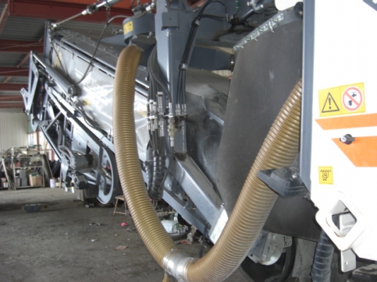 ขายรถกัดผิวถนน WIRTGEN W200HI 'ปี 2014 สภาพพ้อมใช้ สนใจติดต่อ อำพล 090-9694506, 080-3031241