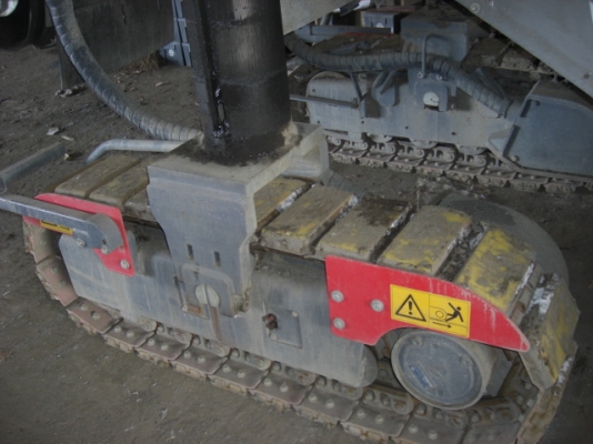 ขายรถกัดผิวถนน WIRTGEN W200HI 'ปี 2014 สภาพพ้อมใช้ สนใจติดต่อ อำพล 090-9694506, 080-3031241