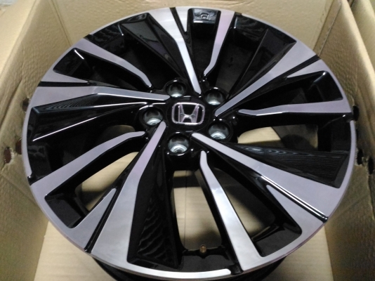 ล้อแม็กแท้ถอดป้ายแดง Honda Accord ขอบ 18(ล้อแม็กเปล่า) ล้อแม็กแท้ถอดป้ายแดง Honda Accord ขอบ 18(ล้อแม็กเปล่า)