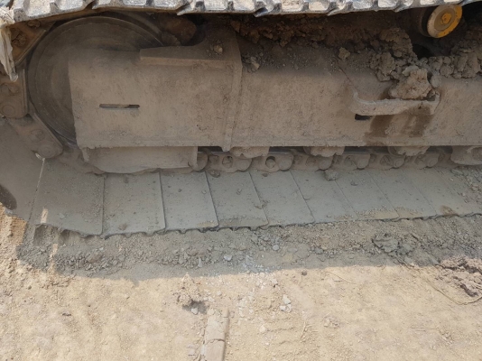 ขายรถแบคโฮ KOBELCO SK-200 MARK SUPER ( YN10) เอกสารเล่มทะเบียน ราคา.1,150,000 รถสวย เครื่อง ปั้ม แรง โซ้เปลี่ยนใหม่ใช้งานไม่กี่งาน เฟรมสวย แผ่นขนาด 80 เอวมีขยับนิดหน่อย มูมฮาร์มสวย แอร์มี ใช้งานแล้ว 13,000 กว่า ชั้วโมง รถทำงานอยู่ สนใจโทร.081-3531946 ต่อ.