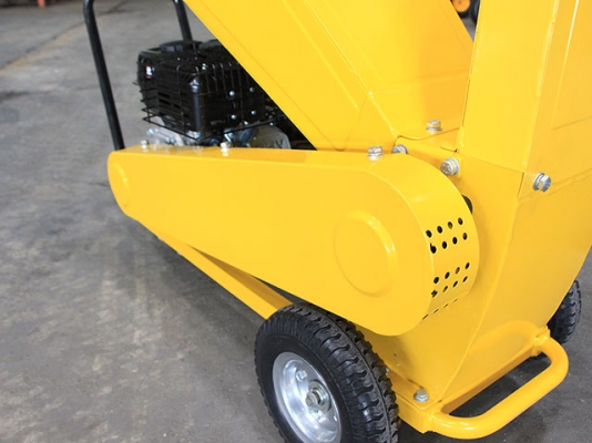 ขายเครื่องบดกิ่งไม้ สินค้าใหม่ ยังไม่เคยใช้งาน สินค้าคุณภาพ ใช้งานง่าย