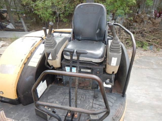 CAT 303CR ขนาดPC-30 <หัวแย๊กพร้อมบุ้งกี๊>รถเก่านอกมีเอกสารใบอินวอย☎️ติดต่อ 085-5632278 <ราคาต่อรองได้>