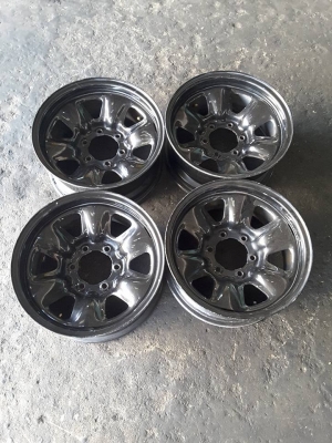 ล้อกะทะผ่า Vigo 6/139 ขอบ 16*8 et-15 สวยๆ 1ชุด