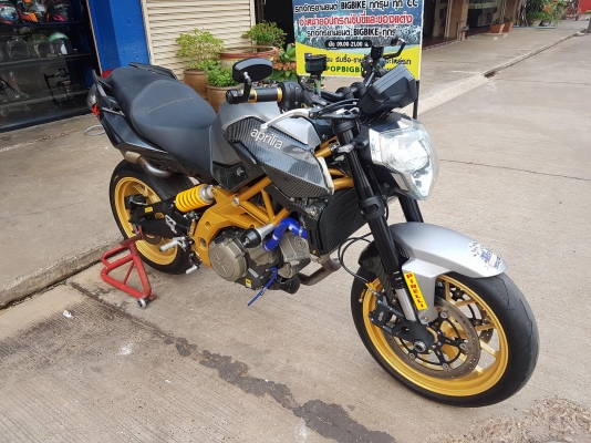 ขายแลกเทิร์น APRILIA SHIVER750 ปี2009 สีเดิม อินวอยส์ สรรพสามิตร ของแต่งล้น ราคา 149000 บาท  รายการของแต่ง - ท่อแต่งฟลูคู่ AKRAPOVIC แท้ - เกียร์โยงแต่ง - โช๊คหลังแต่งปรับระดับ OHLINS - ปั๊มบนแต่งซ้ายขวา RIZOMA - สายหม้อน้ำแต่ง - แฟริ่งแต่ง CARBON ทั้งคัน