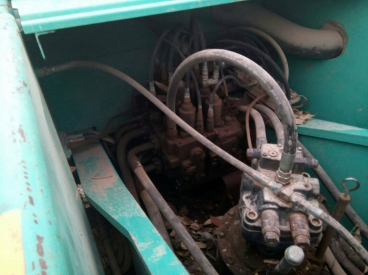 ขายรถแบคโฮ KOBELCO SK200-8 SUPE ขายรถแบคโฮ KOBELCO SK200-8 SUPE