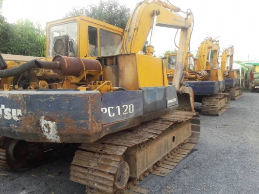 KOMATSU PC 120-3