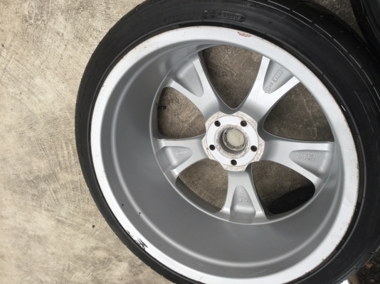 ขายแม็กพร้อมยาง