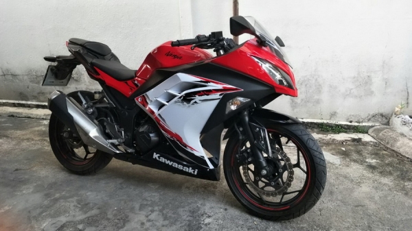 ขายมอเตอร์ไซค์นินจา 250 ปี 2013 สีแดง สภาพเหมือนมือ 1 ขายมอเตอร์ไซค์นินจา 250 ปี 2013 สีแดง สภาพเหมือนมือ 1