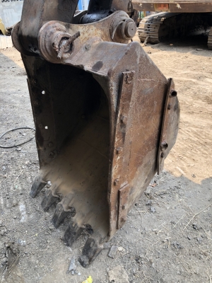 ขาย pc100-5 ไฟฟ้าตัด ตัวเดินรุ่น2