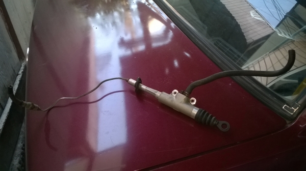 ขายปั้มครัชบน bmw e30 สภาพok  โทร0924462525โส