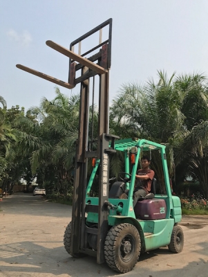 ขายFORKLIFT MITSUBISHI FG25(2.5ตัน) สวยเดิมจากญี่ปุ่น ยังไม่เคยใช้ในไทย 145,000เท่านั้น!!