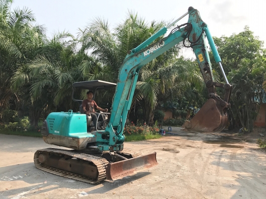 ขายแบคโฮ KOBELCO SK45 ลายหัวแย๊ก บุ้งกี๋ ปั้มนิ้ว แทรคเหล็ก ครบๆ สวยเดิมจากญี่ปุ่น ทำงานสมบูรณ์ทุกระบบ รับรองไม่ผิดหวัง 365,000 เท่านั้น!!