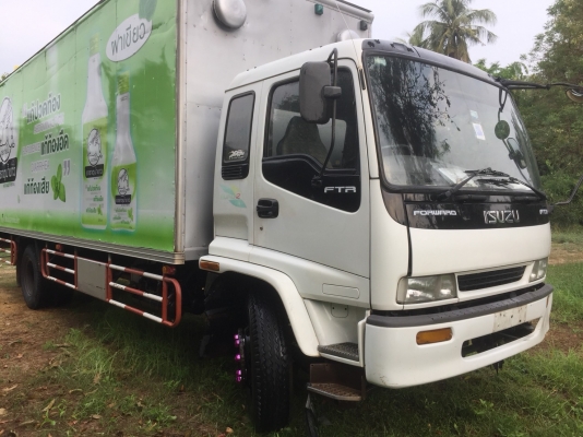 6 ล้อ FTR 33P ปี 45 เครื่อง 200 แรง ยาว 7.20 เมตร ราคา 760,000