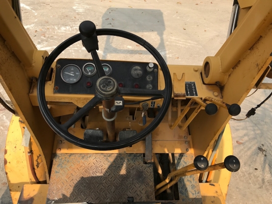 ขายรถตัก KOMATSU SG10 สวยเดิมจากญี่ปุ่น ยังไม่เคยใช้ในไทย 135,000เท่านั้น!!