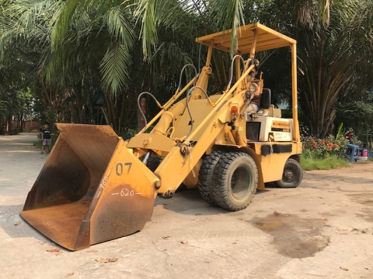 ขายรถตัก KOMATSU SG10 สวยเดิมจากญี่ปุ่น ยังไม่เคยใช้ในไทย 135,000เท่านั้น!!