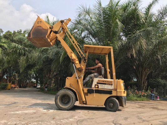 ขายรถตัก KOMATSU SG10 สวยเดิมจากญี่ปุ่น ยังไม่เคยใช้ในไทย 135,000เท่านั้น!!