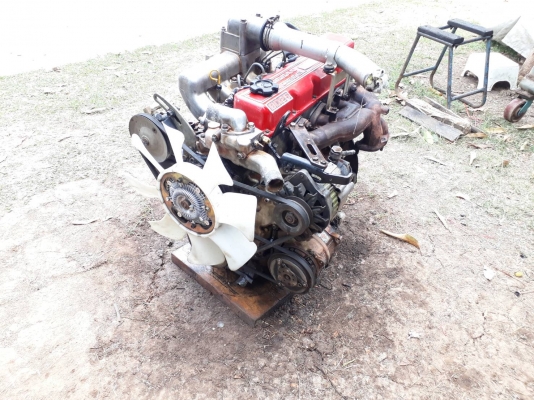 ขายเครื่อง NISSAN BD25 ฝาแดง ขายเครื่อง NISSAN BD25 ฝาแดง