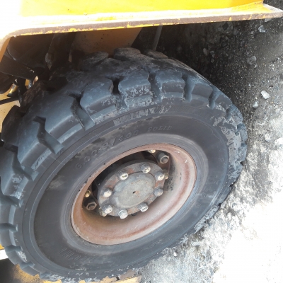 โฟคลิฟ 1 ตัน 3 เมตร โฟคลิฟ 1 ตัน 3 เมตร