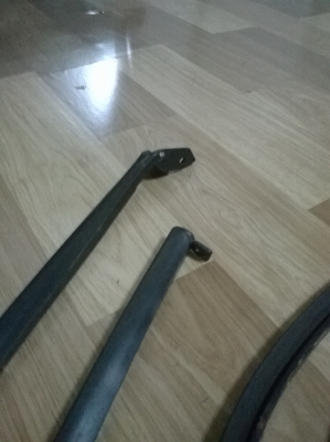 ขายยางขอบกระจกตรงประตู bmw e30 4ประตูสภาพokราคา1000 โทร0924462525โส ขายยางขอบกระจกตรงประตู bmw e30 4ประตูสภาพokราคา1000 โทร0924462525โส