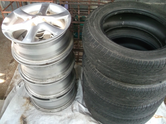 ขายแม็กพร้อมยาง195/65/15 4รู100