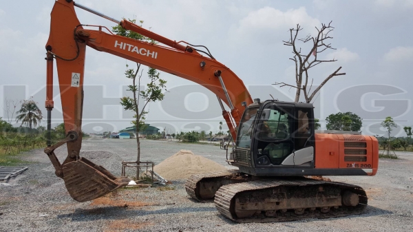 ขายด่วน รถแบคโฮ Hitachi 200 g5 กล้องหลัง เครือง ช่วงล่างดี เอกสาร แจ้งจำหน่าย พร้อมจด ขาย 1500000 คับ