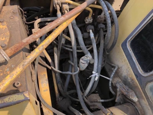 ขาย 185,000 บาท KOMATSU PC120-3 (ปั้มไฮโดรลิกเสีย) เครื่องดี โซ่หนา เอวแน่น เอกสารชื้อขาย  รถอยู่  มหาสารคาม โทร 0610710295