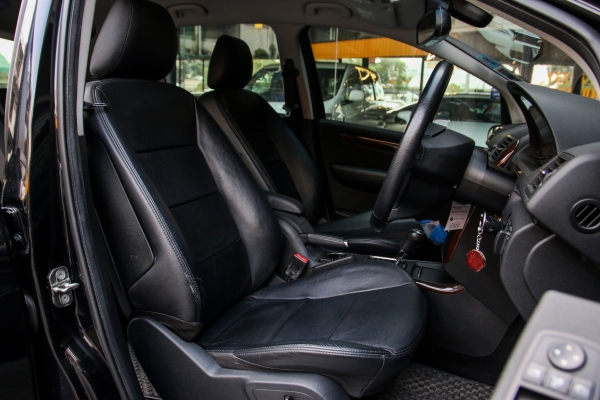 ขาย Mercedes Benz A200 W169 ปี 08 เกียร์ออโต้ สีดำ