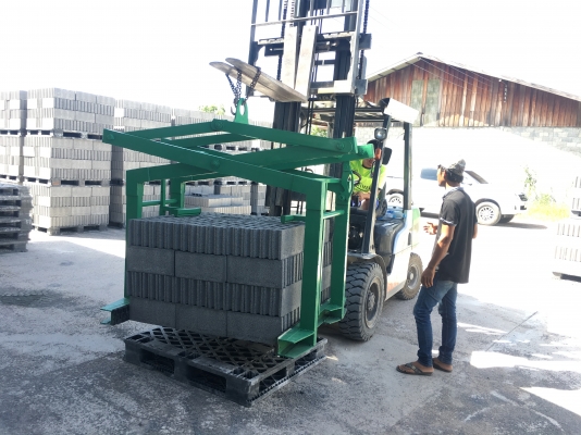 ตัวหนีบอิฐบล๊อก