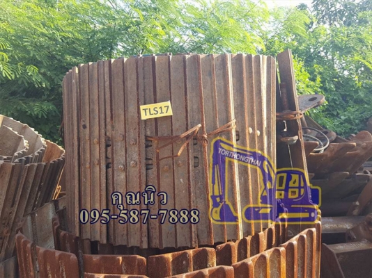 โซ่แทรคพร้อมใบ KOMATSU PC 60-5 ใบแทรคยาว 60ซม เก่านอก 90,000บาท โซ่แทรคพร้อมใบ KOMATSU PC 60-5 ใบแทรคยาว 60ซม เก่านอก 90,000บาท